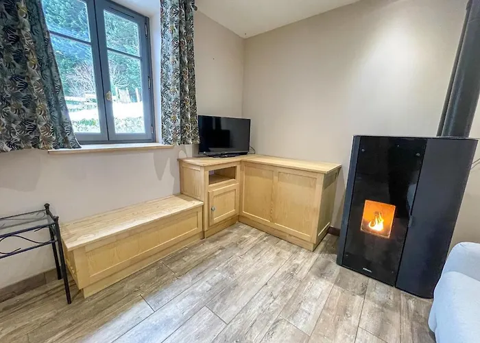 La Coquette Du Bois - Wifi, Cosy, Familial, Calme, Bord De Foret *